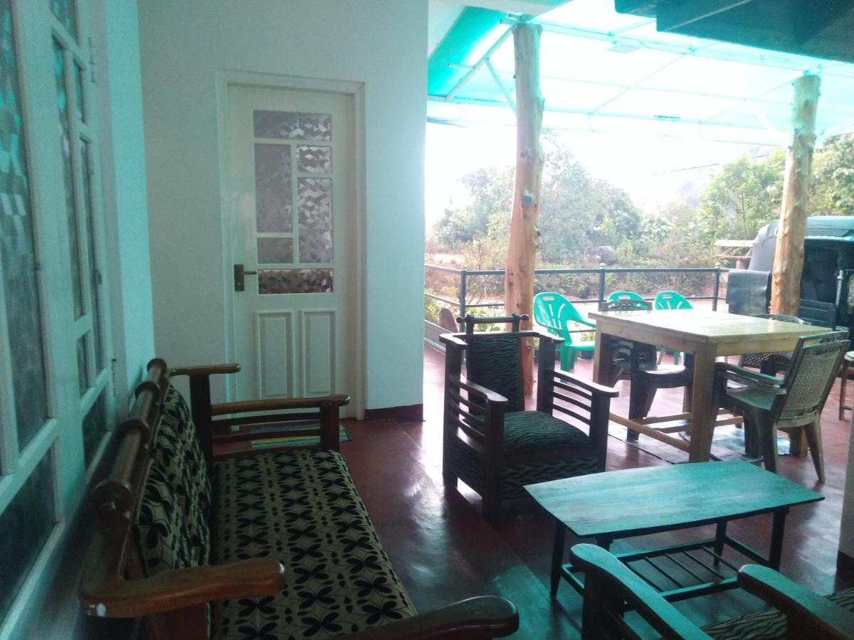 Forest Cyniciam Homestay Ohiya Extérieur photo